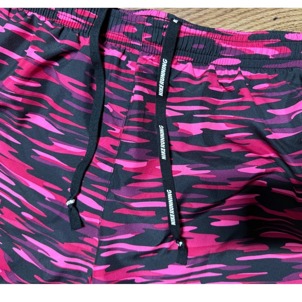 Nike Dri-FIT Women Medium Pink Purple Camo Running‎ Shorts Mesh Side Panels 365 - Picture 7 of 9